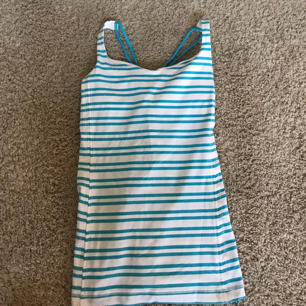 Lululemon tank